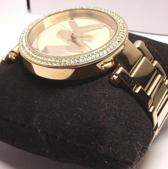 Michael Kors womens MK Signature w Bezel Crystal Quartz Watch. - Picture 3 of 6